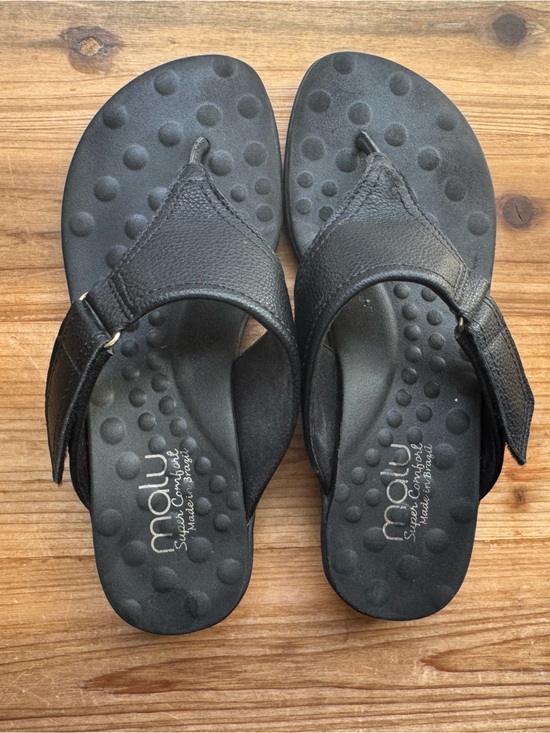 Malu Shoes - MALU Women’s Black Flip Flop Shoes 7